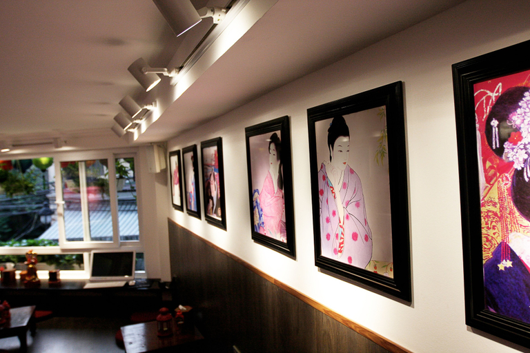 Others 5, Tomodachi House, Hoàn Kiếm