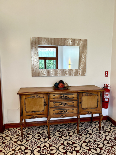 Others 5, Hotel Casanoble, Santiago