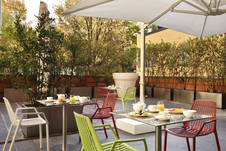 Food & Drinks 5, UNA Hotels Bologna Centro, Bologna