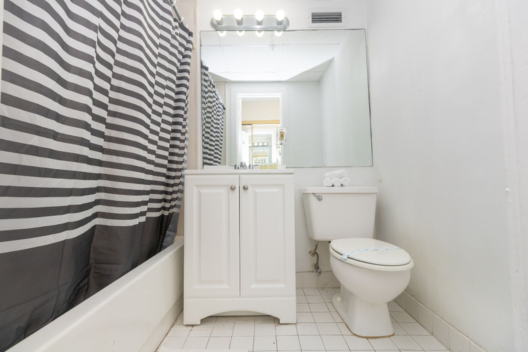 Bathroom, 588 Partial Ocean View, Broward