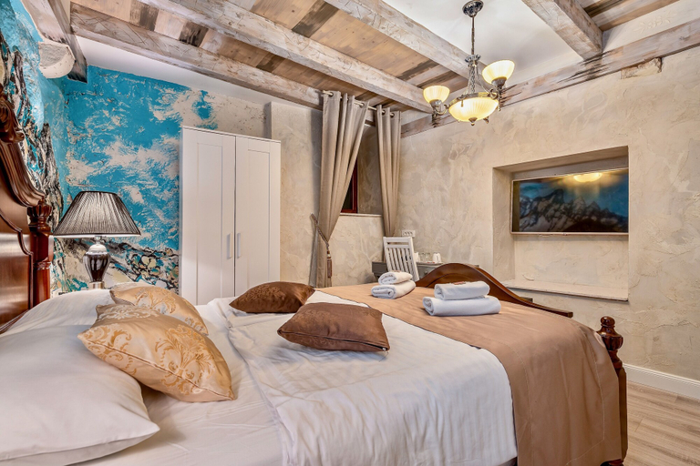 Bedroom 3, Historic Plaza Varos - Adults Only, Split