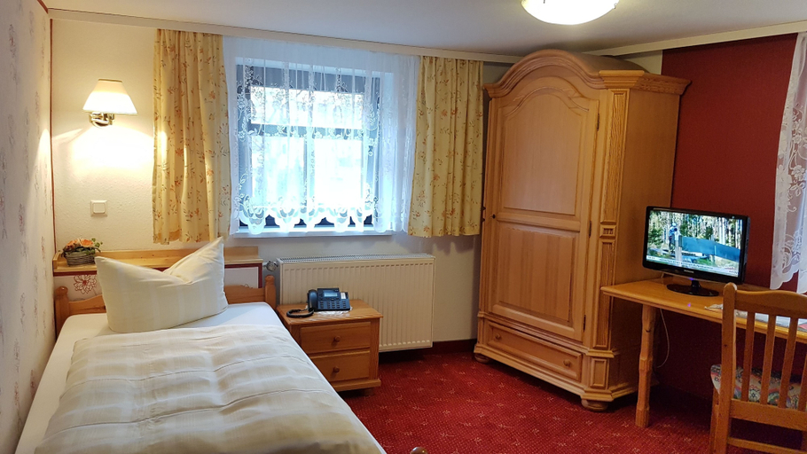 Bedroom 2, Hotel Zum Bürgergarten, Mansfeld-Südharz