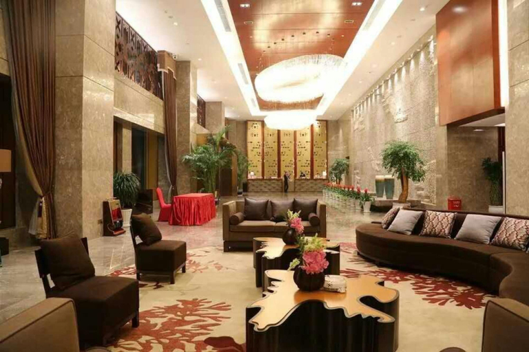 Others 5, Argyle Hotel, Enshi Tujia and Miao