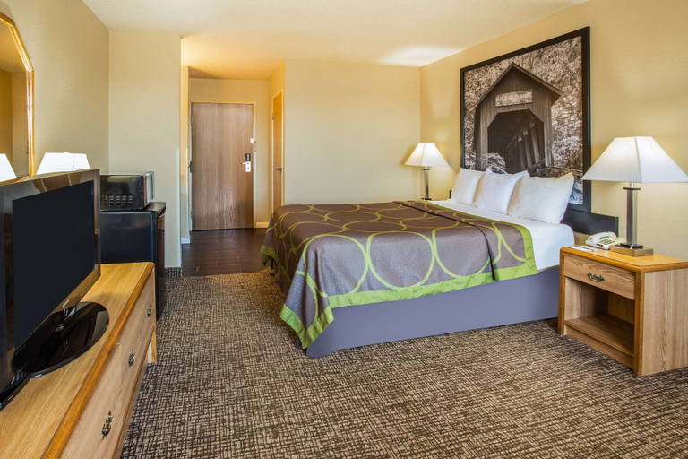 Bedroom 3, Super 8 by Wyndham Remington, Jasper