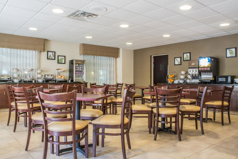 Food & Drinks 5, Sleep Inn Amherst - Buffalo North near University, Erie