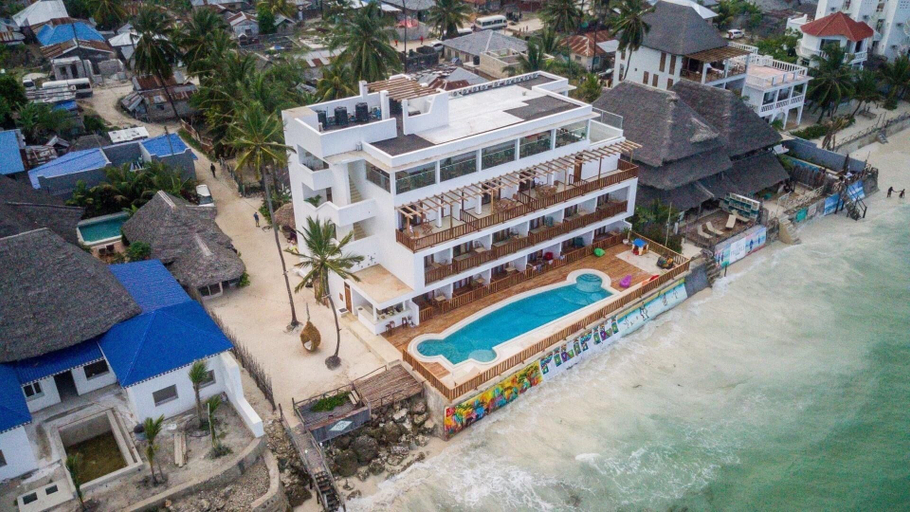 Exterior & Views, Pili Pili Family, Kusini