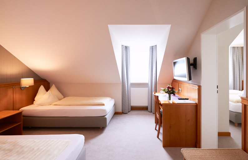 Bedroom 4, Hotel Alter Wirt, Freising