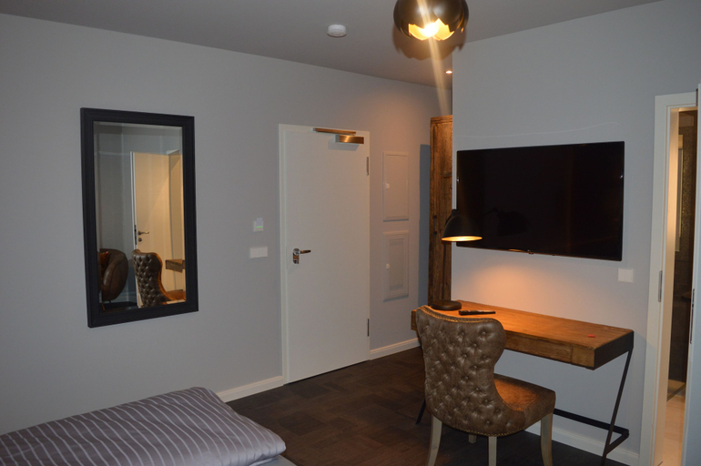 Bedroom 5, Hotel Belvedere, Rostock