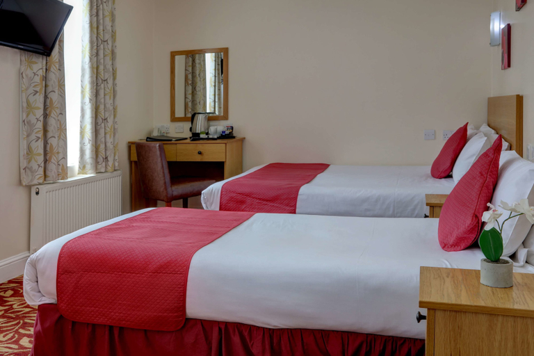 Bedroom 3, Best Western London Ilford Hotel, London