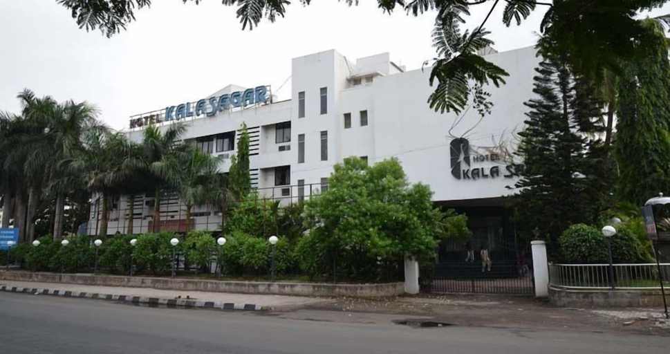 Exterior & Views 2, Hotel Kala Sagar, Pune
