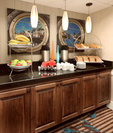 Food & Drinks 5, Hampton Inn Jacksonville Beach/Oceanfront, Duval