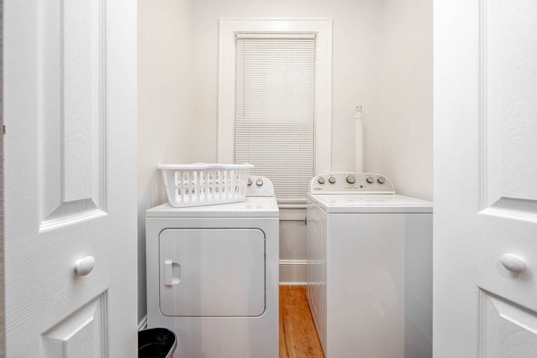 Bathroom 3, Terry Sanford Guest House, Cumberland
