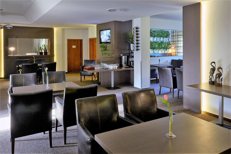 Food & Drinks 5, Hotel Centrum, Nitra