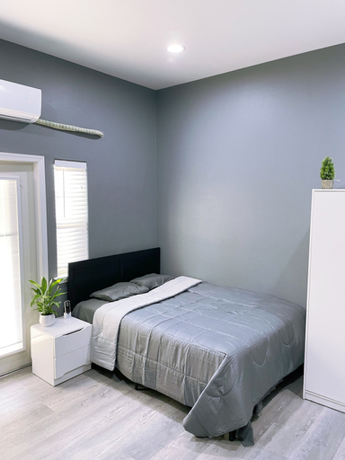 Bedroom 1, Cozy Private Entrance and Bath, Los Angeles