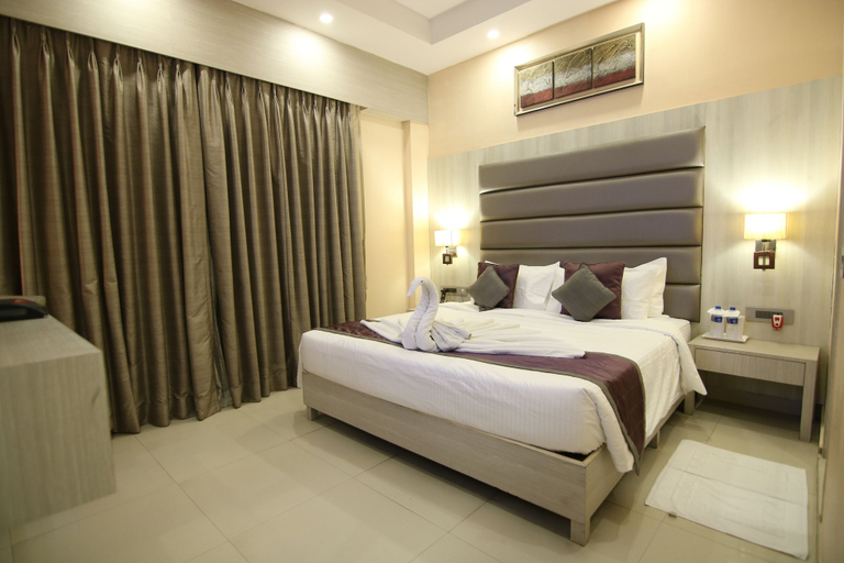 Bedroom 3, Golden Tulip Salt Lake City Kolkata, North 24 Parganas