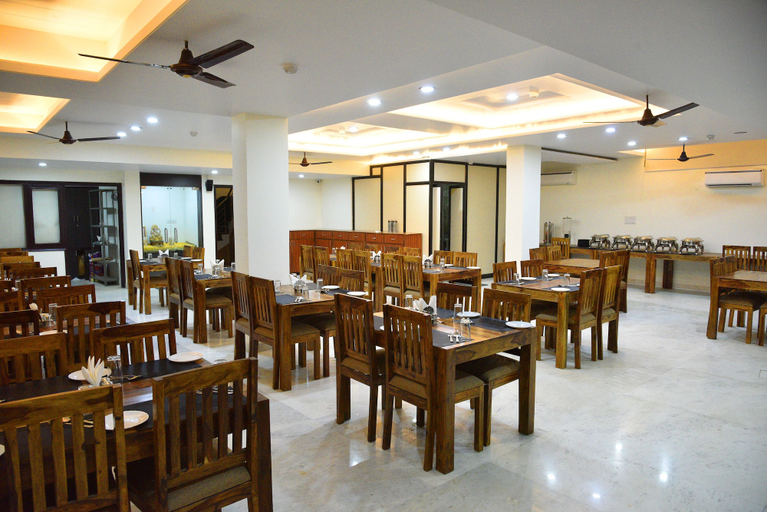 Food & Drinks 4, Hotel The White Tulip, Jaipur