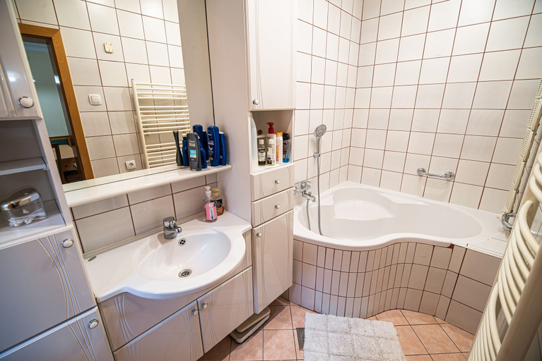 Bathroom 3, Three Bedroom Apartment Ana With hot tub, Sevnica