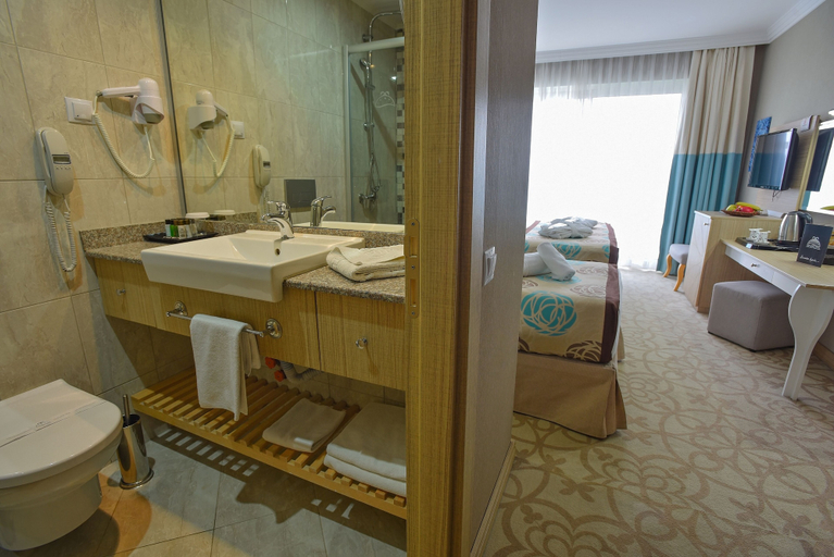 Bathroom 4, Hotel Izgrev Spa & Aqua Park