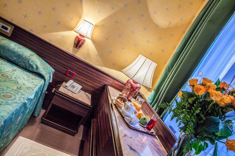 Bedroom 4, Hotel Leonardo Da Vinci, Sassari