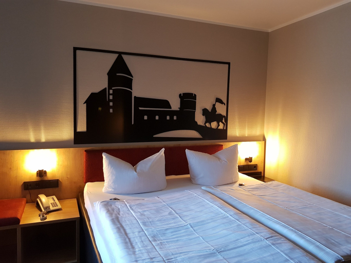 Bedroom 3, Burghotel Pass, Borken