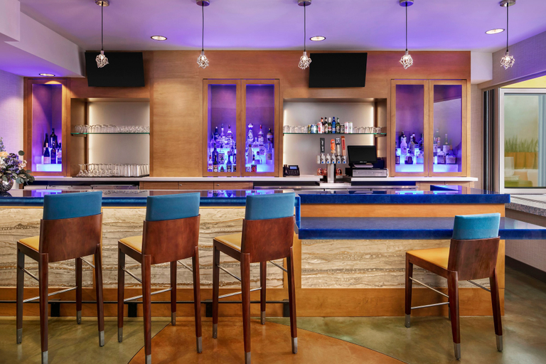 Food & Drinks 5, TownePlace Suites by Marriott San Diego Downtown, San Diego
