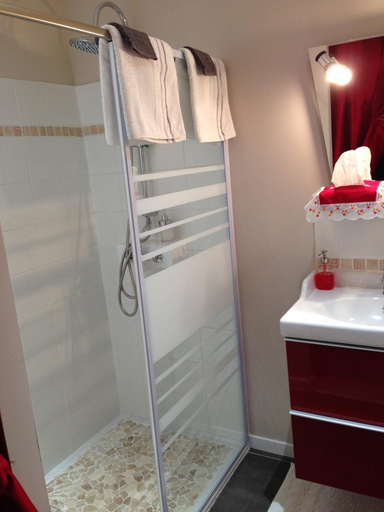 Bathroom 5, L'Eden De Floridylle, Vosges