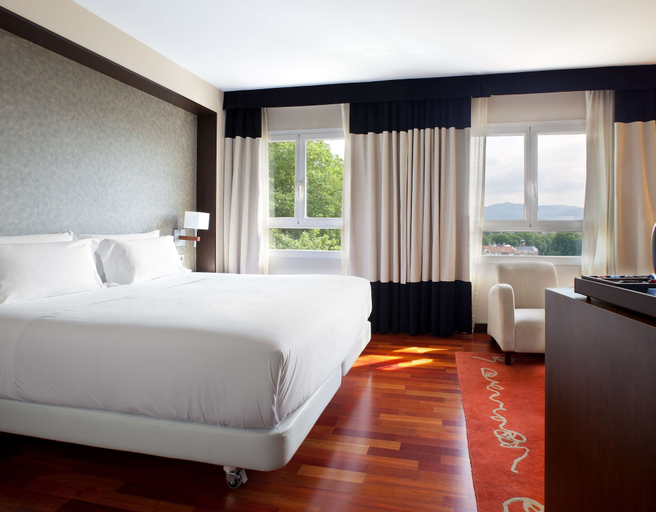 Bedroom 2, NH Canciller Ayala Vitoria, Álava