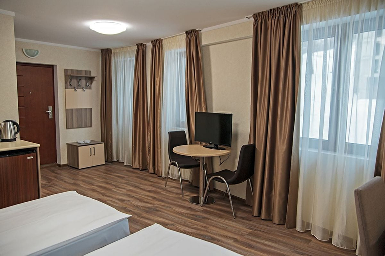 Bedroom 2, Orbi Palace Hotel & Suites, Borjomi