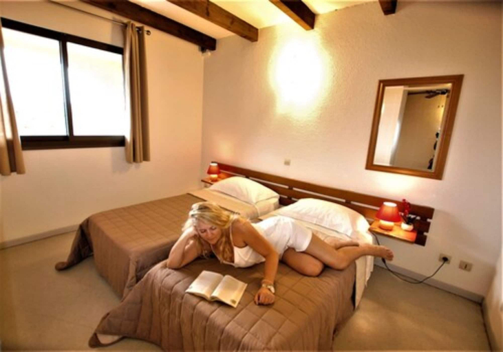 Bedroom 4, Le California Motel, Corse-du-Sud