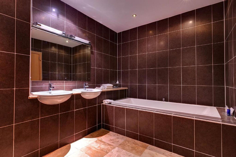 Bathroom 5, St. Mellion Estate, Cornwall