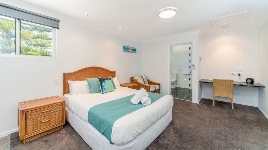 Bedroom 2, Adrift Apartments, Clarence Valley- Coast