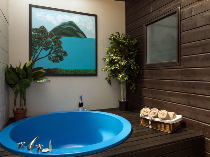 Bathroom 4, Arista of Rotorua, Rotorua