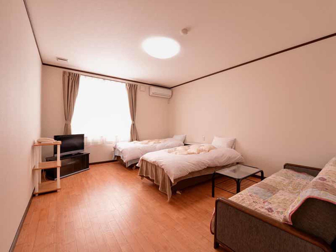 Bedroom 3, Lodge B&W, Minamiuonuma