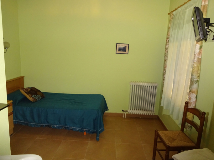 Bedroom 2, Hostal Terraferma, Lleida