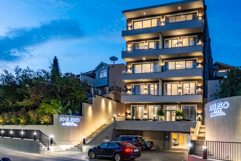 Exterior & Views 2, Hotel Krušo