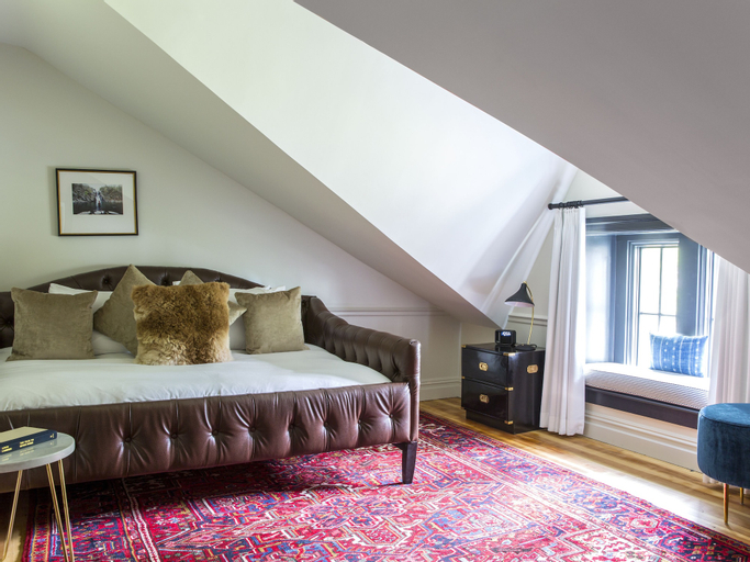 Bedroom 23