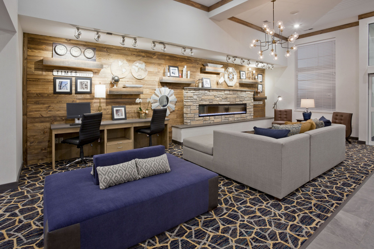 Others 5, GrandStay Cannon Falls, Goodhue