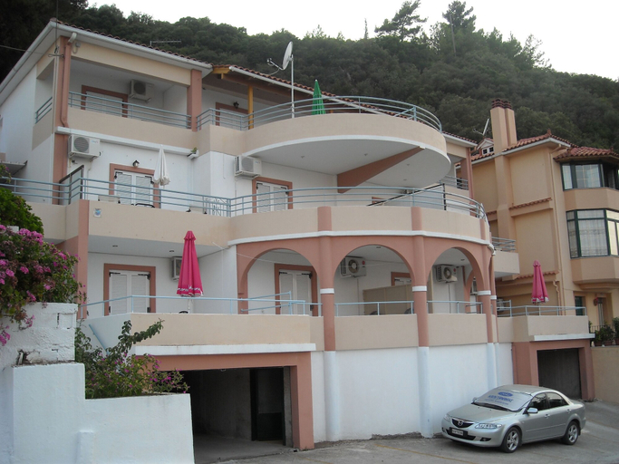 Exterior & Views 2, Harbour View - Oceanis Apartments, Ionian Islands