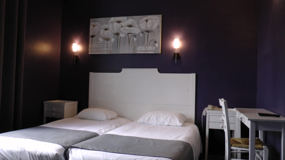 Bedroom 4, Hôtel de L'Univers, Calvados