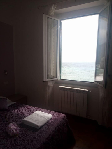 Bedroom 5, La Terrazza sul Mare, La Spezia