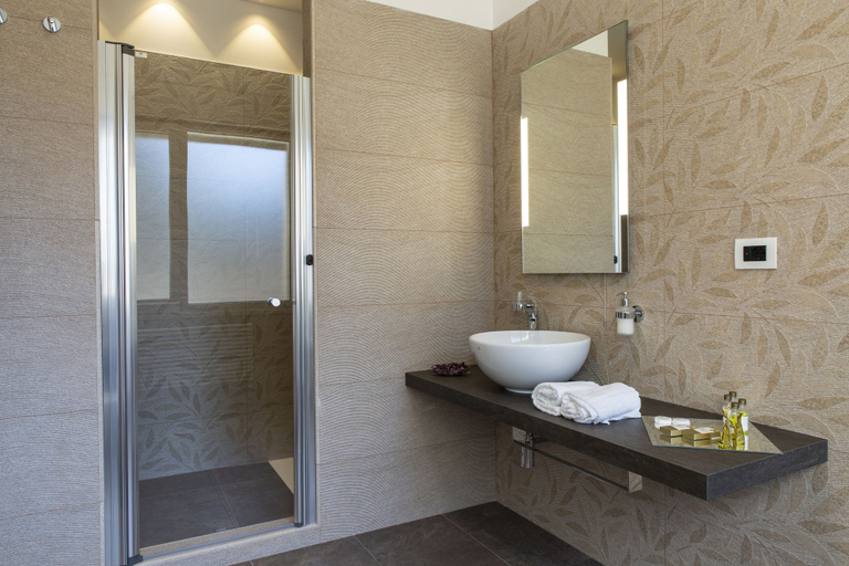 Bathroom 5, Aurum Suites, Pescara