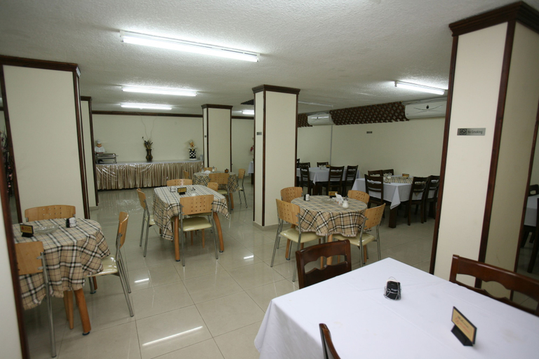 Food & Drinks 5, Cedar Hotel, Aqaba