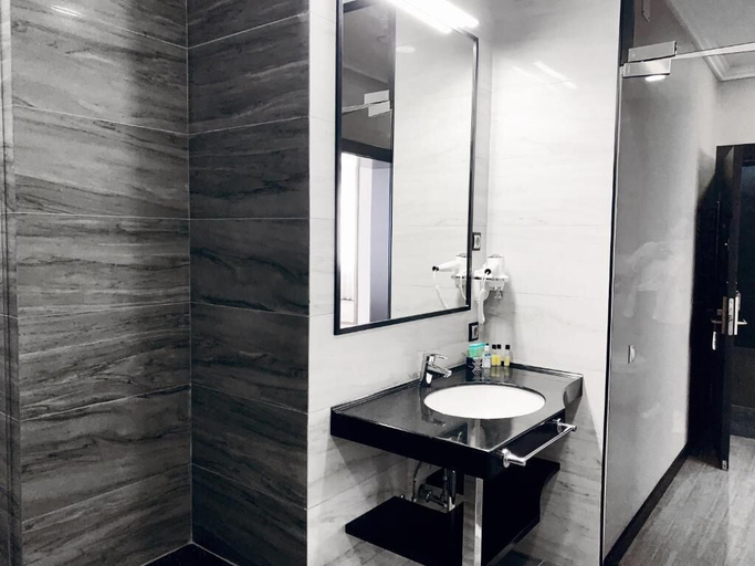 Bathroom 4, Reikartz Sky Almaty, Almaty