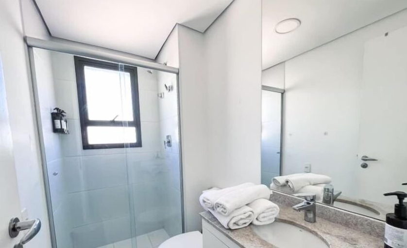 Bathroom 3, Genebra, São Paulo