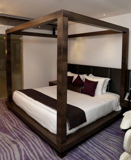 Bedroom 4, Park Inn by Radisson Navi Mumbai, Thane