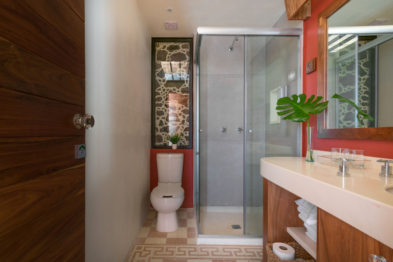 Bathroom, CASA SAUTO Luxury Family Suites, Mexico City