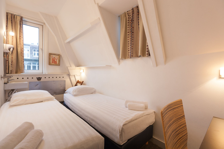 Bedroom 3, Townhouse Hotel, Amsterdam