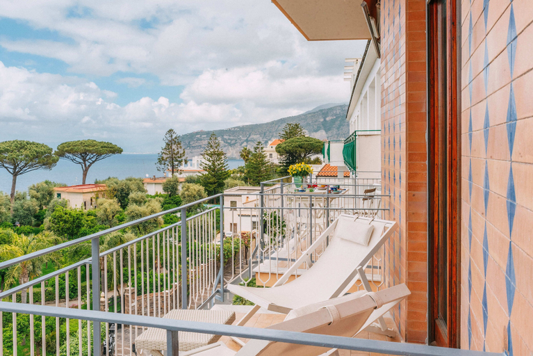 Others 4, Eden Suite Sorrento, Napoli