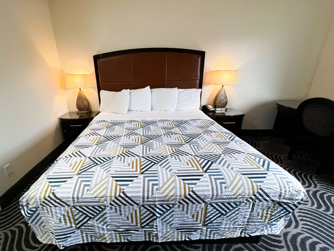 Bedroom 4, Executive Inn & Suites Breaux Bridge, LA, Saint Martin