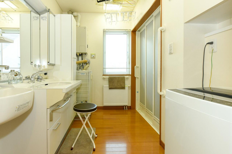 Bathroom 3, Maison de Ieyasu, Sapporo